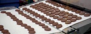 FIDORKA INSPIRUJE SVĚT. MONDELEZ ROZŠÍŘÍČESKOU VÝROBU KULATÝCH SUŠENEK